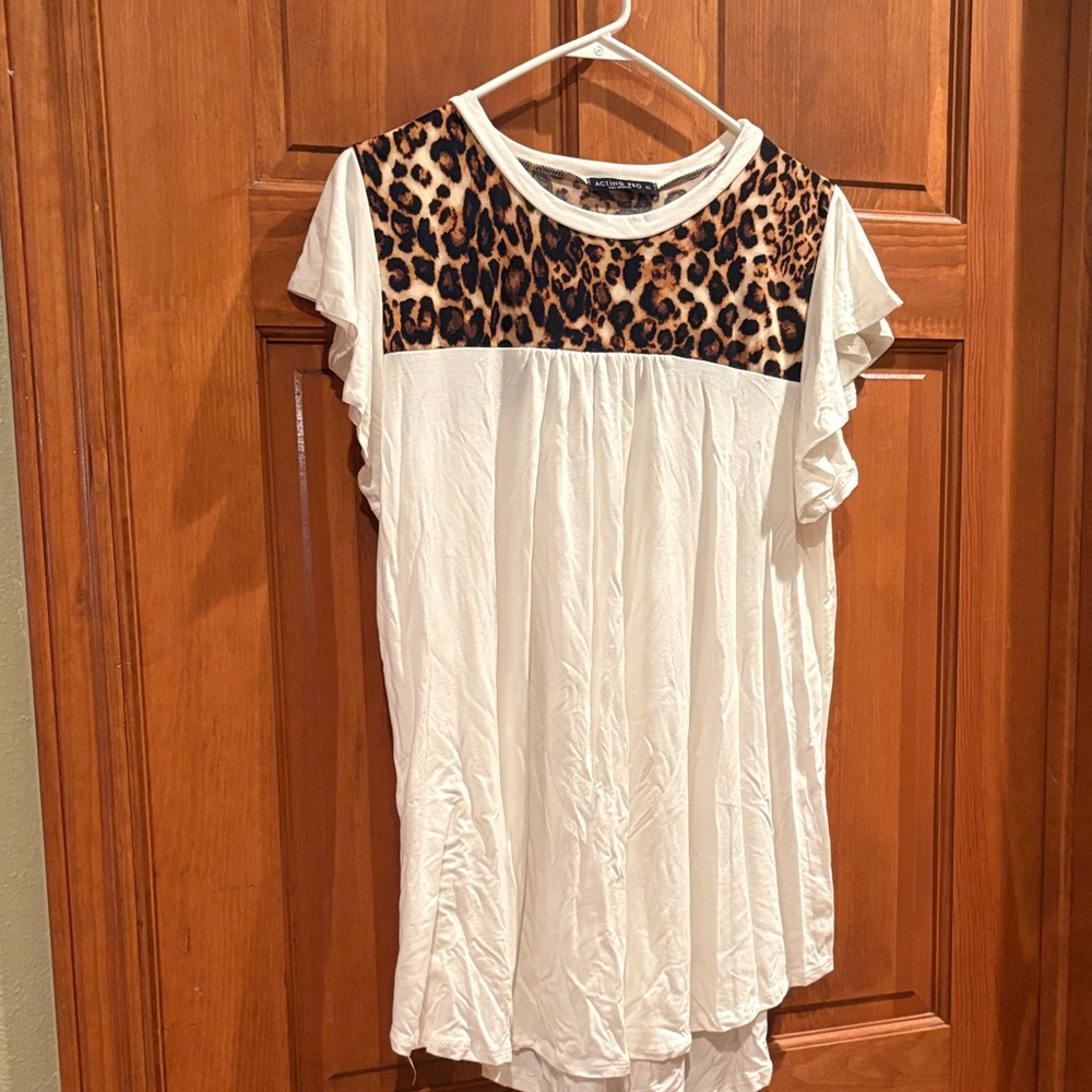 Acting Pro White Top with Leopard Print Accent